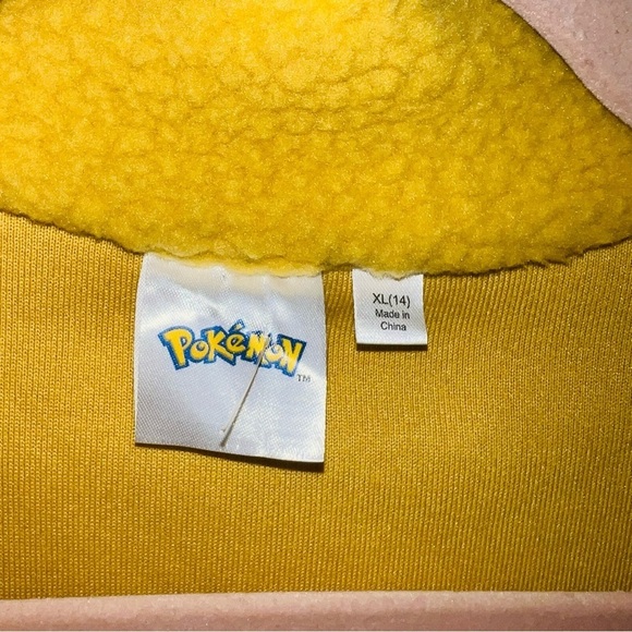 Pokémon Pikachu Fleece Pullover Youth - Picture 4 of 5